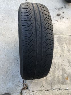 Tire P215/65R17