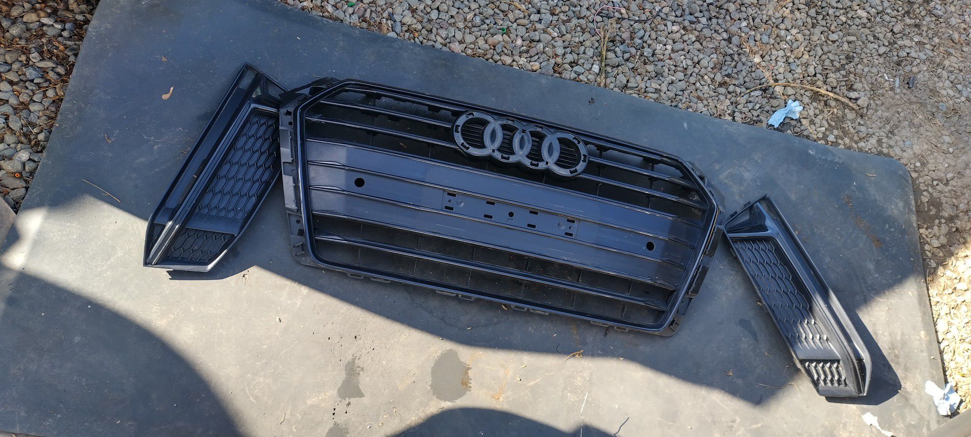 2019 Audi A4 Grill 
