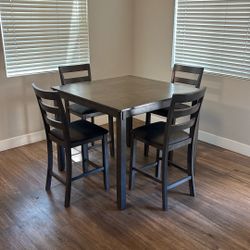 Dining Table With 4 Chairs 