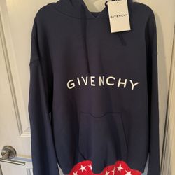 Givenchy Sweater 