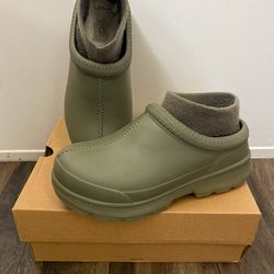 Ugg Boots Green Brand New $20