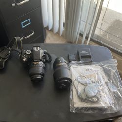 Nikon D5100  . Bundled . Pre Owned