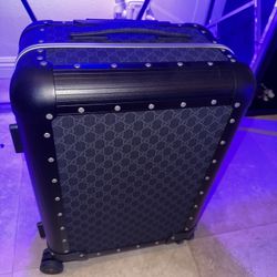 GUCCI Porter Cabin Plus Trolley Carry-on Luggage Black GG Supreme canvas