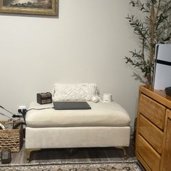 Bench 