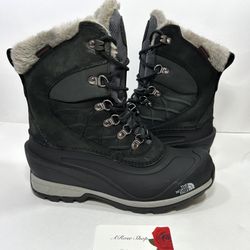 The North Face Black & Zinc Grey Waterproof Chilkat 400 Boot Size: 6.5 W