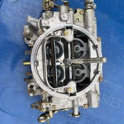 Edelbrock carburetor