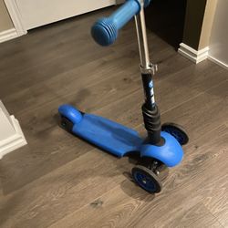 $10 Training Scooter For Ages 3+ Gently Used  My Son Outgrew It
