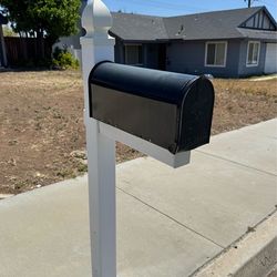 Mail box