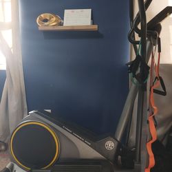 Golds Gym Elliptical 