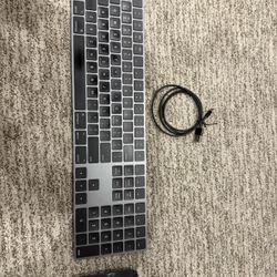 Apple Magic Keyboard and Mouse Mouse 2