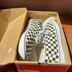 Vans Brand New Size 11 Mens