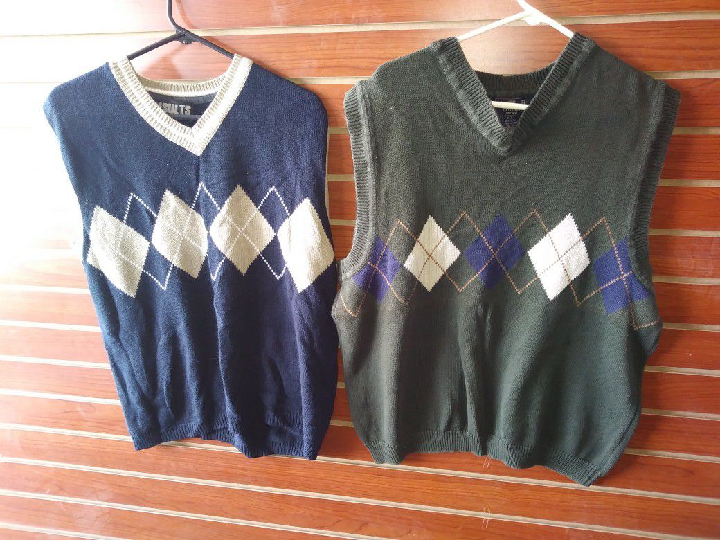 2 Sweater vest size xxl