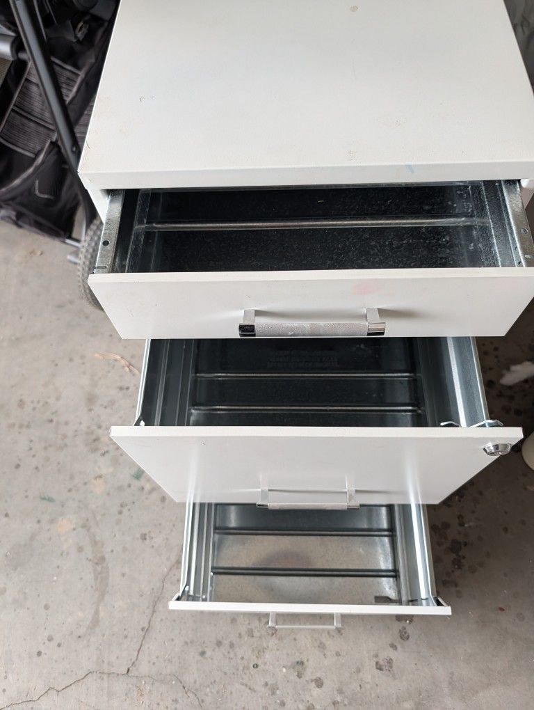 White 3 Drawer Filing Cabinet