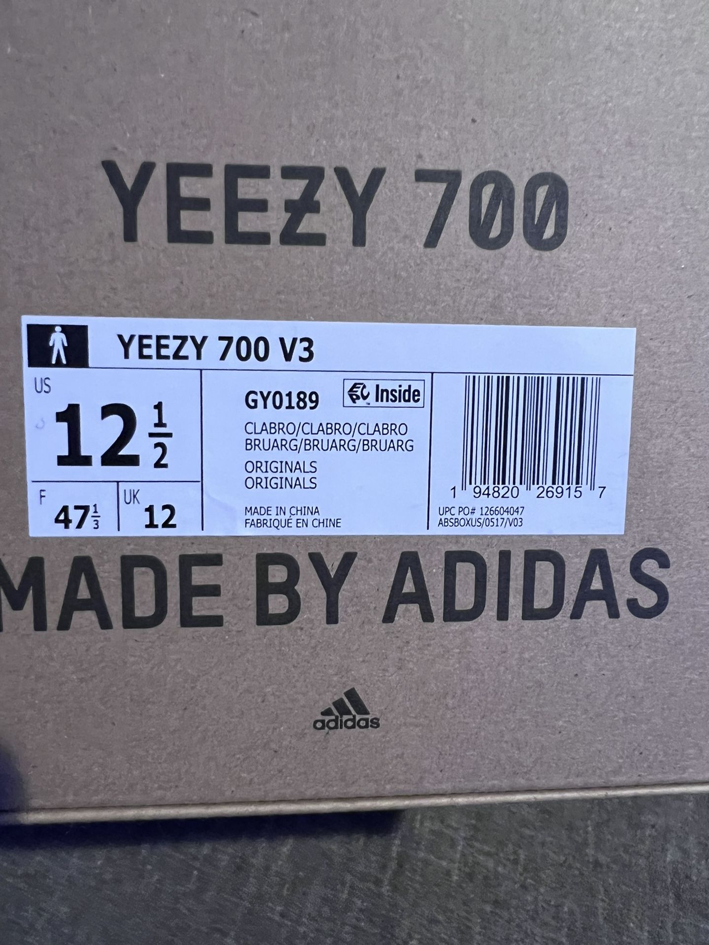 Yeezy 700 V3 Clay Brown Size Used