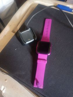 Fitbit Versa Smartwatch with Charger