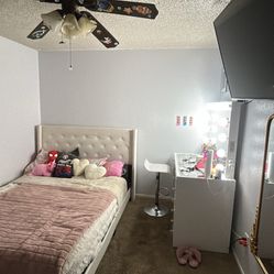 Queen Bed Frame And Mattress 