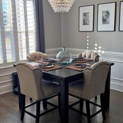 Dining Room Table w/ Chairs For Sale 