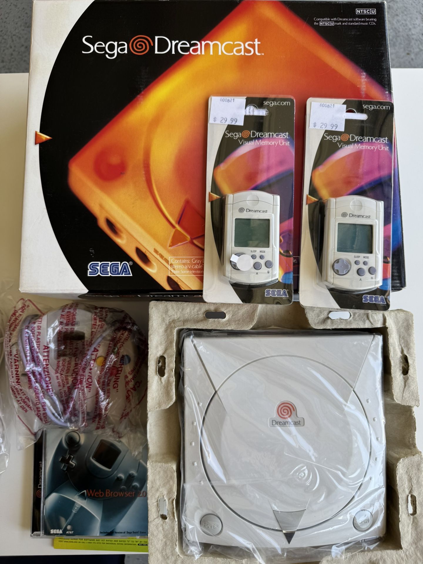 SEGA Dreamcast (in box, like new)
