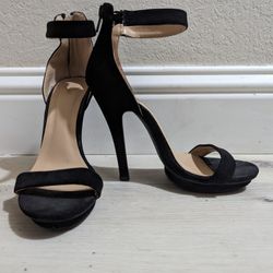 Windsor Black Heels 