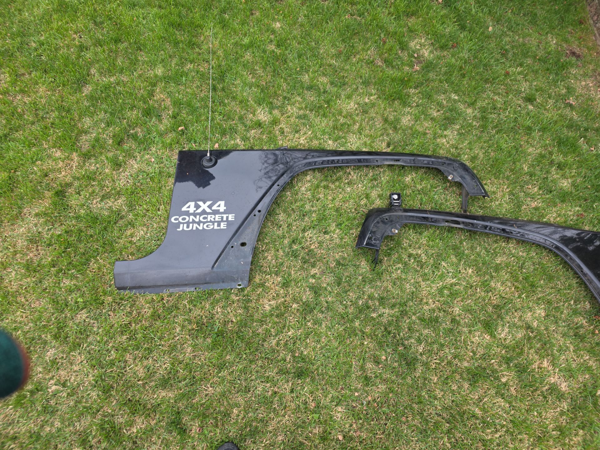 2007 Jeep Wrangler left and right front fender