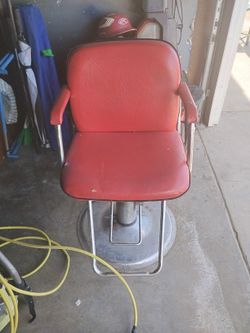 Salon Chair
