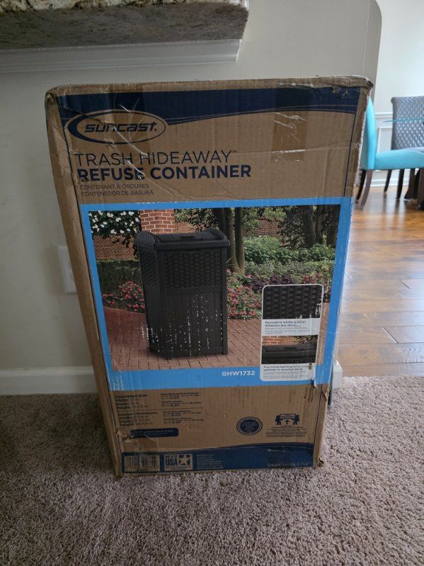 Suncast Wicker Hideaway Trash Container