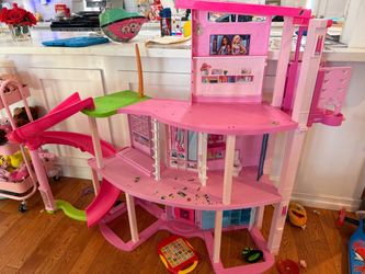 Free Barbie Dream House