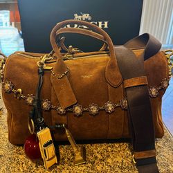 Beautiful Voach Conpass 35 suede on Warm Brown