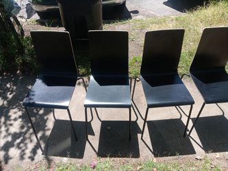 !! 4 Wooden  Chairs  Price  For All Firm Price