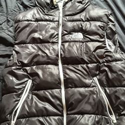 Men’s North Face Puffer Jacket 