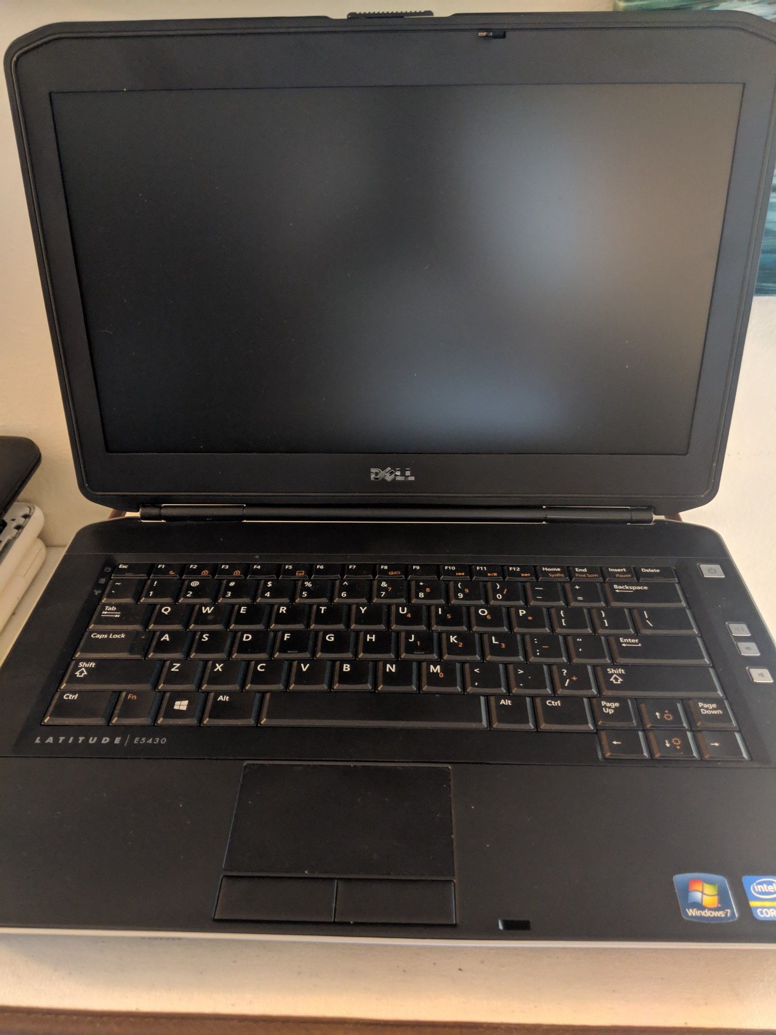 Latitude E5430 i7 @ 3.00GHz 8GB RAM 180GB SSD Win10