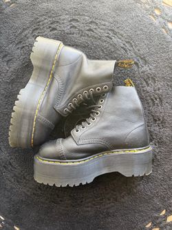 Platform Dr. Martens