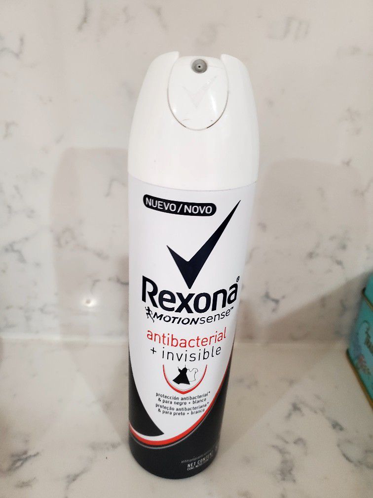 Rexona Women Antiperspirant Deodorant Antibacterial Invisible, 150ml

Details
Brand Rexona
Item form Spray
Scent Fresh
Number of Items 1
Unit count 15
