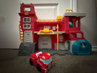 Rescue Bots transformer sets