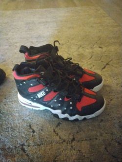Nike CBs Red And Black
