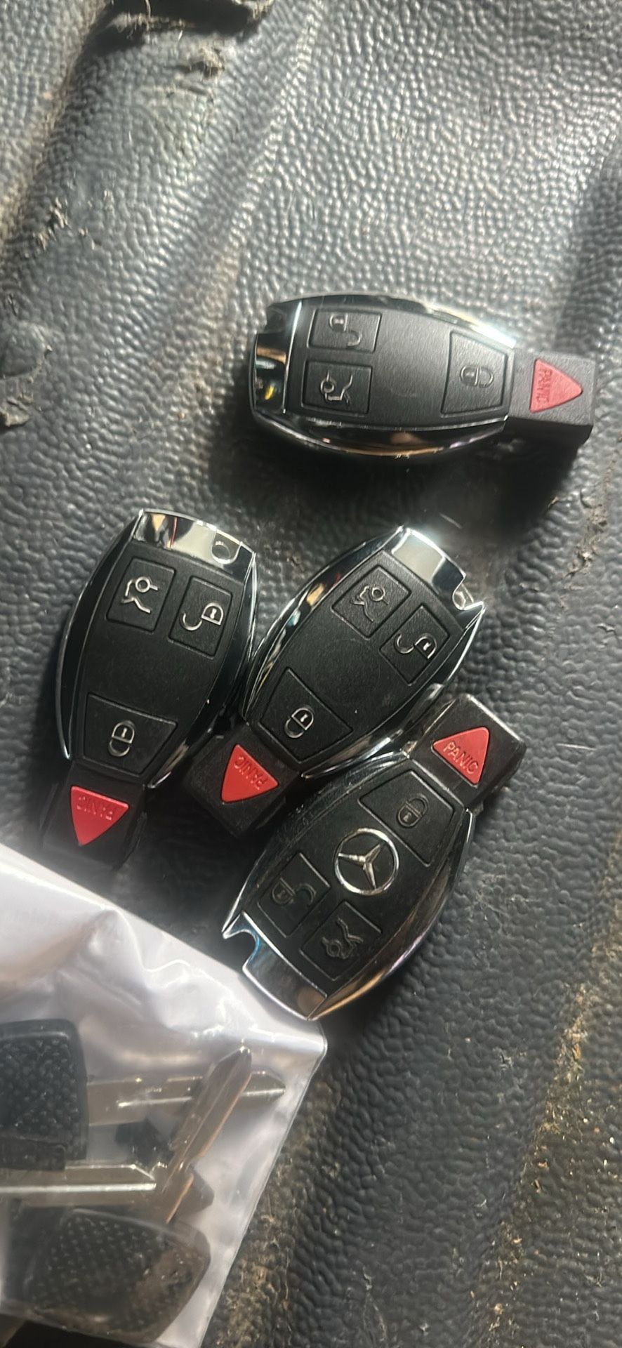 Mercedes benz key fobs