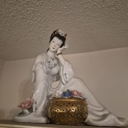 Porcelain Chinese Decor