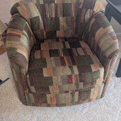 2 Swivel rocker Chairs