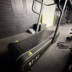 Signature Fitness SF-S2 “Sprint Demon” curved treadmill (motorless)