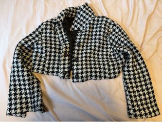 Black and white crop top jacket
