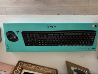 Logitech Keyboard Set
