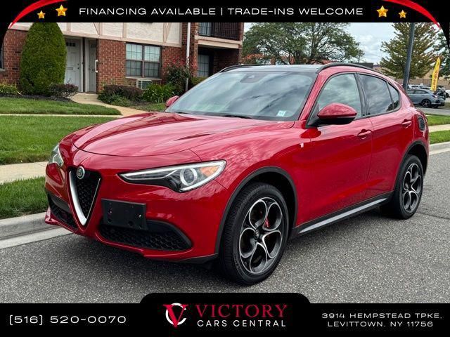 2022 Alfa Romeo Stelvio