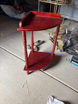 2-Tier Wood Corner Accent Table