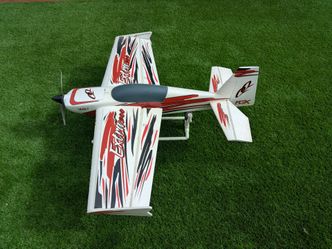 RC planes - Extra 300 Flex innovations