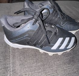 Boys Baseball Cleats