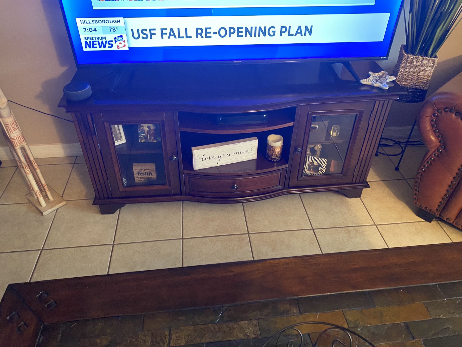 Tv stand 53”inches
