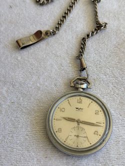 Vintage pocket w a t c h e s