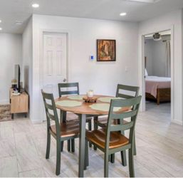 Round Dining Table Set with 4 Chairs