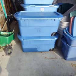 45 Gal Wheeled Totes