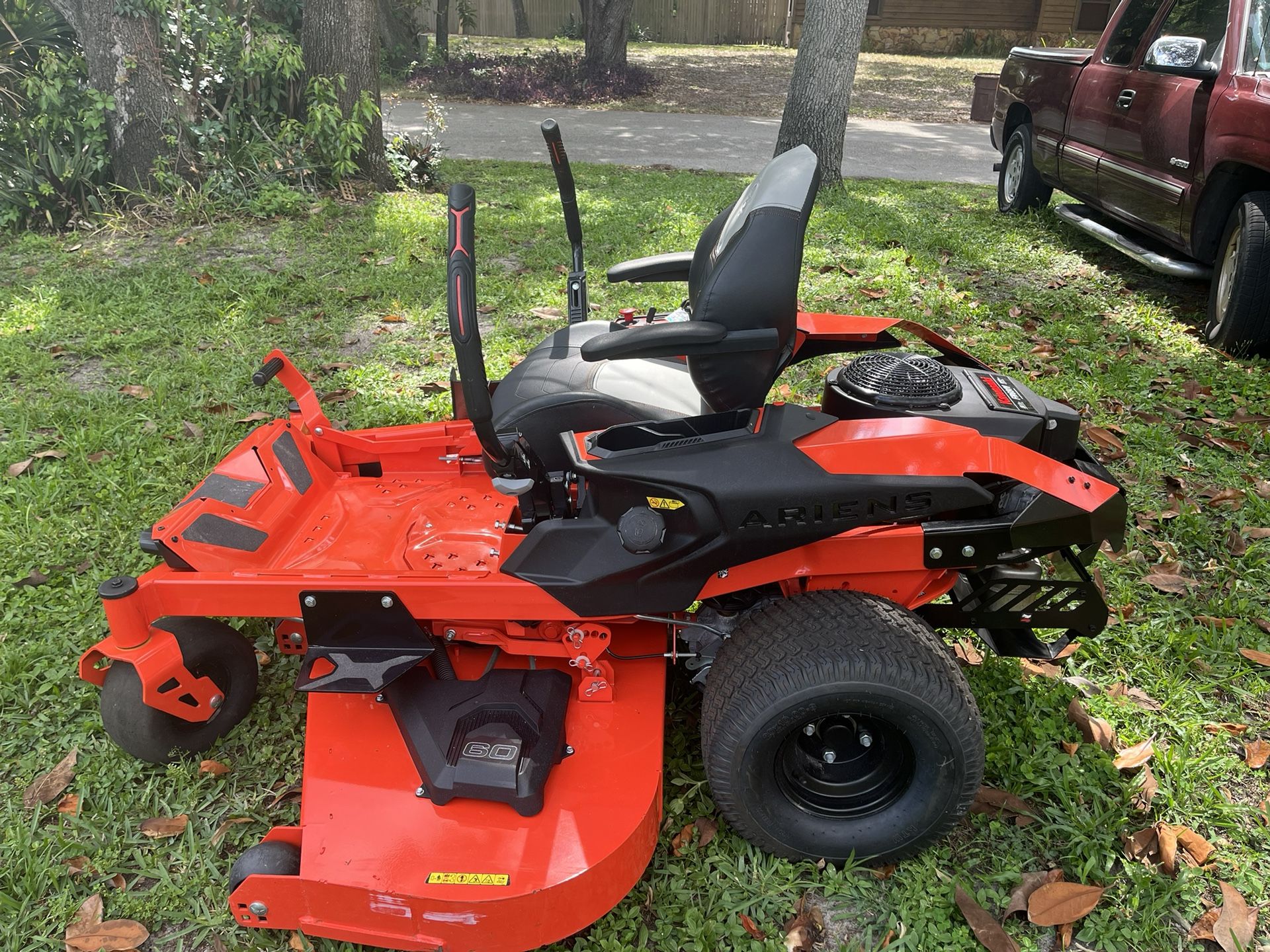 Ariens IKON 60” Zero Turn Riding Lawn Mower